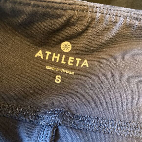 Athleta Gray Capri Leggings Size Small Athleisure Gym Athletic - Picture 6 of 6